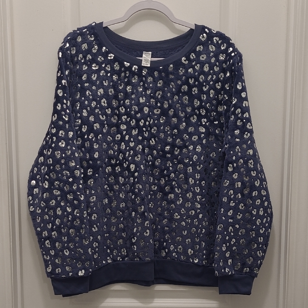 Set. Navy Blue Leopard Print Sweater And Pants Set